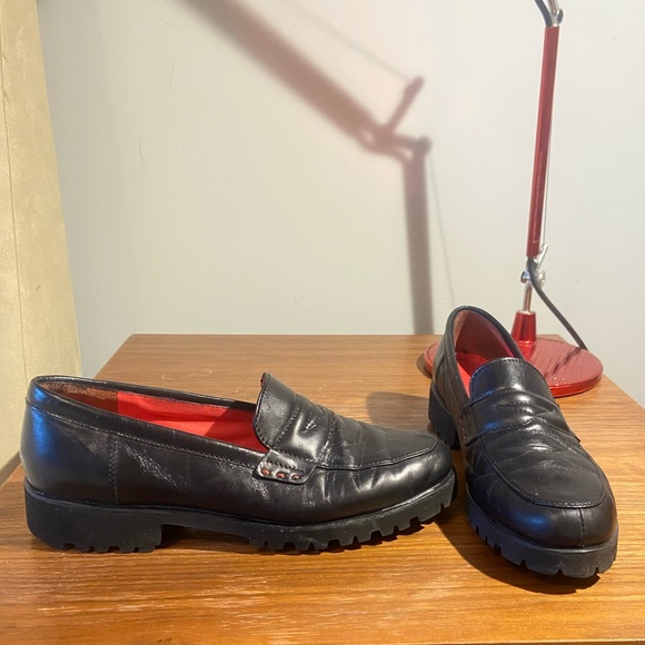 Pas De Rouge Classic Black Shoe 💖 - Picture 2 of 8